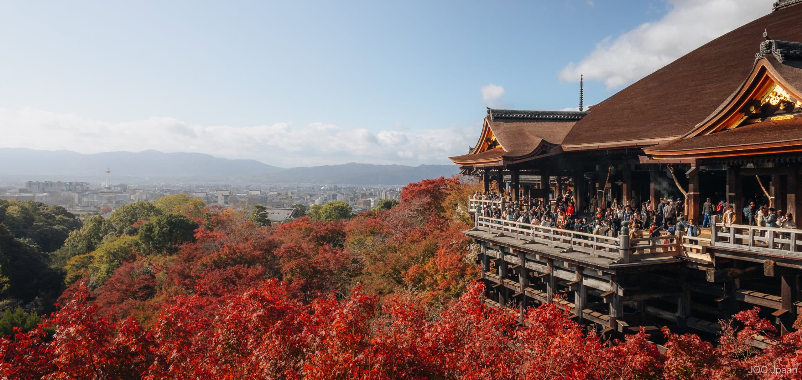 Kyoto Kiyomizudera in the fall